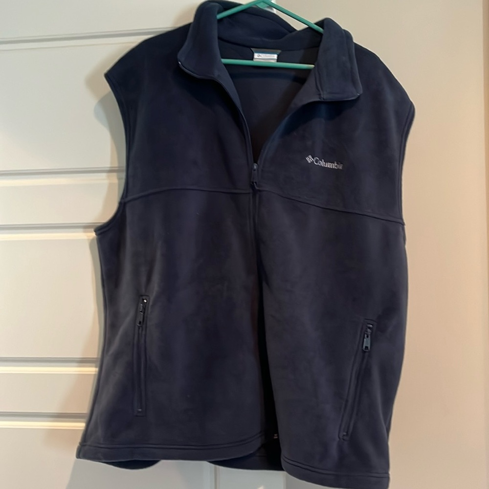 Men's navy blue fleece Columbia vest